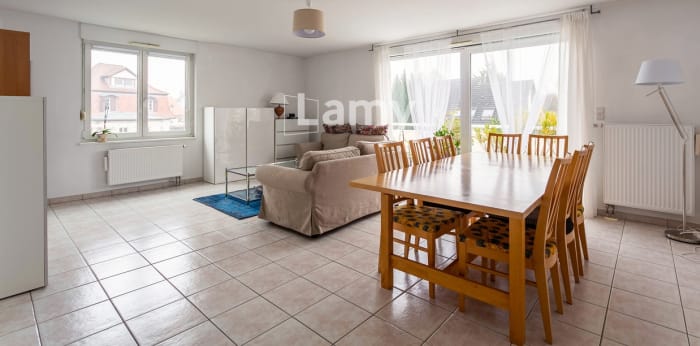 Image 1 sur 9 - Appartement  ·  Vente · Strasbourg (67000) · 4 pièces · 101m²
