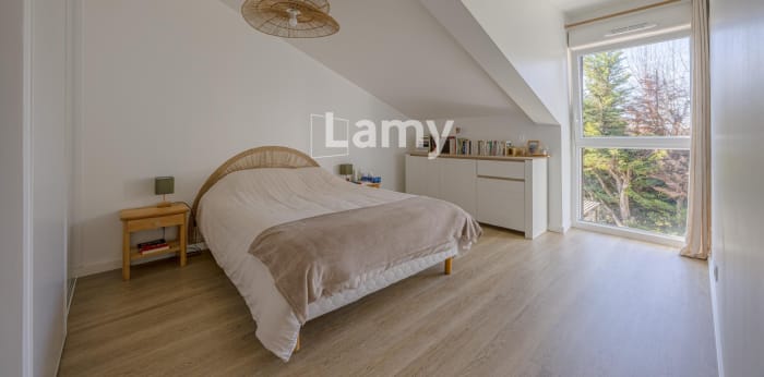 Image 6 sur 16 - Maison/villa  ·  Vente · Annecy (74940) · 5 pièces · 116m²