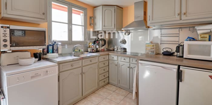 Image 4 sur 9 - Appartement  ·  Vente · Paris (75001) · 3 pièces · 50m²