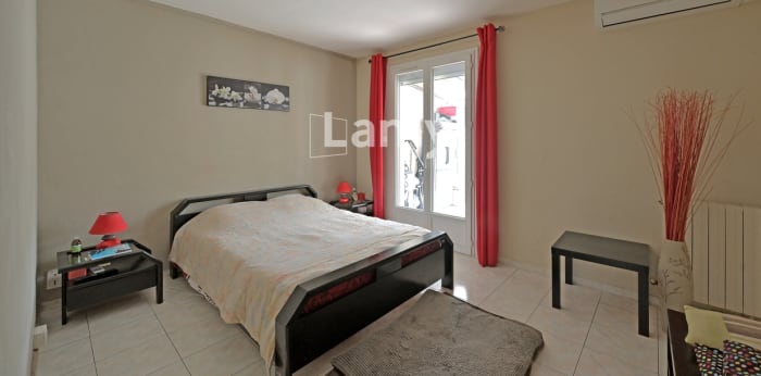 Image 6 sur 8 - Maison/villa  ·  Vente · Nimes (30900) · 5 pièces · 136m²