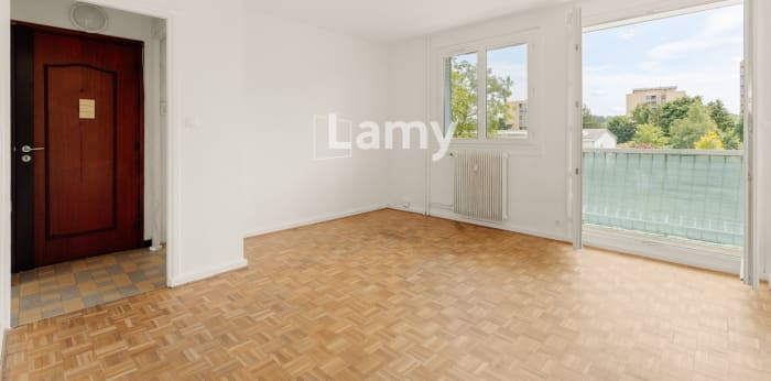 Image 9 sur 9 - Appartement  ·  Vente · St Genis Laval (69230) · 3 pièces · 55m²