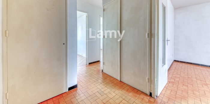 Image 3 sur 8 - Appartement  ·  Vente · Villeurbanne (69100) · 3 pièces · 54m²