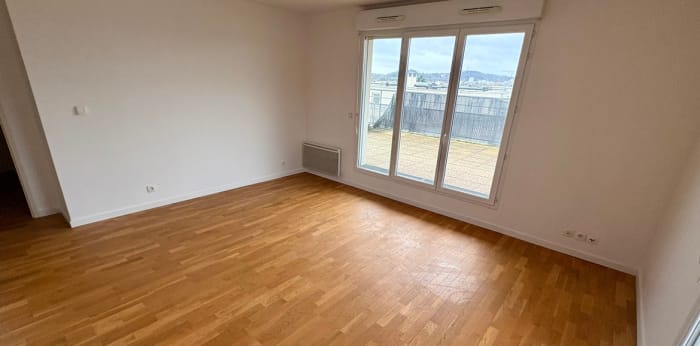 Image 4 sur 10 - Appartement  ·  Vente · St Gratien (95210) · 3 pièces · 70m²