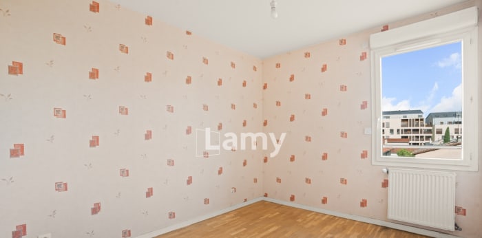 Image 5 sur 10 - Appartement  ·  Vente · Villeurbanne (69100) · 3 pièces · 71m²