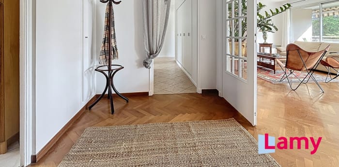 Image 15 sur 18 - Appartement  ·  Vente · Aix En Provence (13090) · 5 pièces · 115m²