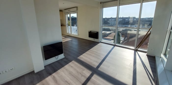 Image 1 sur 8 - Appartement  ·  Vente · Creil (60100) · 2 pièces · 53m²