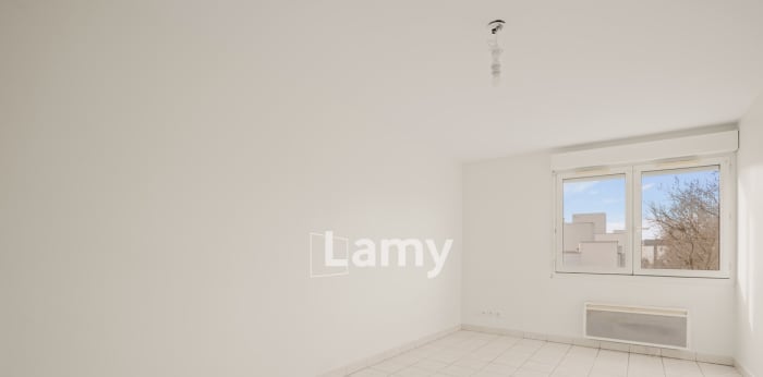 Image 1 sur 10 - Appartement  ·  Vente · Villeurbanne (69100) · 2 pièces · 44m²