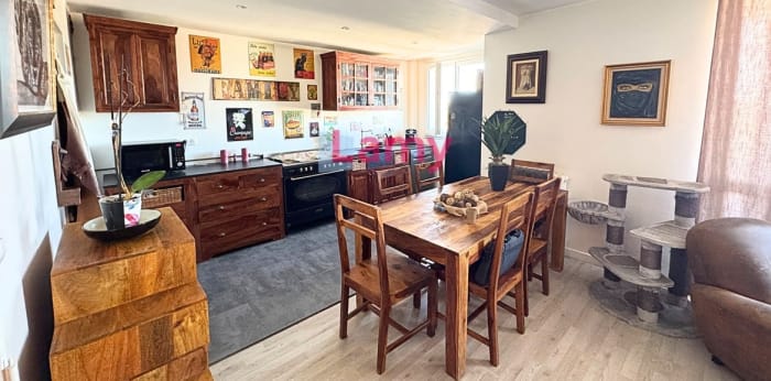 Image 1 sur 6 - Appartement  ·  Vente · Limoges (87000) · 6 pièces · 106m²