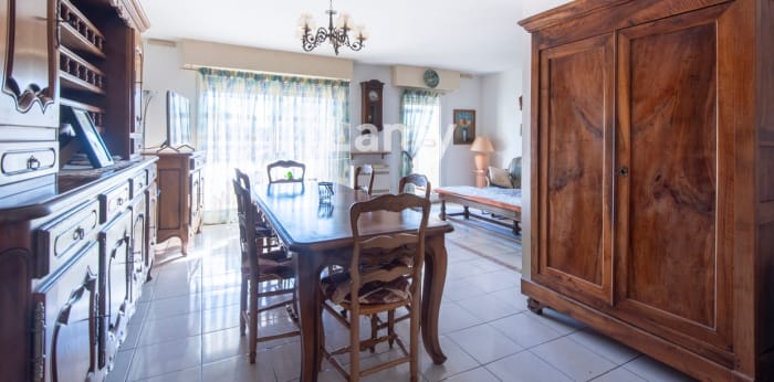 Image 8 sur 13 - Appartement  ·  Vente · Salon De Provence (13300) · 4 pièces · 90m²