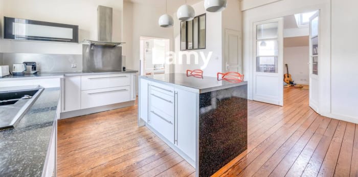 Image 7 sur 11 - Appartement  ·  Vente · Bordeaux (33000) · 3 pièces · 105m²