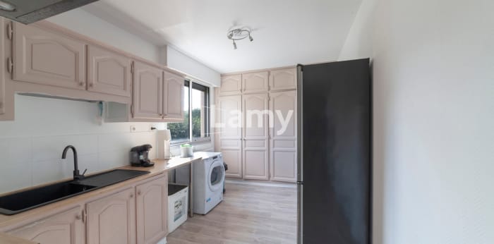 Image 6 sur 10 - Appartement  ·  Vente · Besancon (25000) · 5 pièces · 92m²