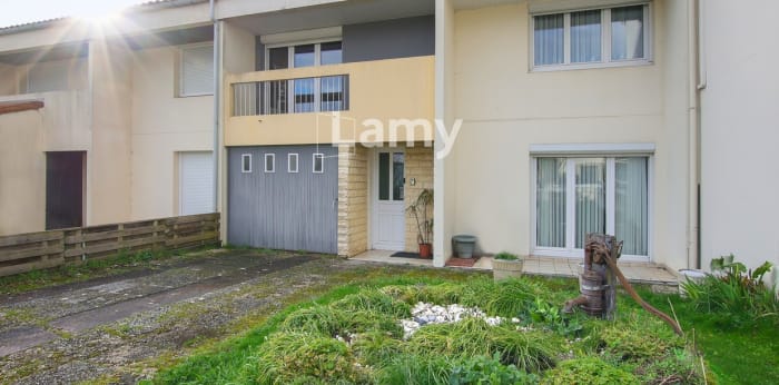 Image 1 sur 11 - Maison/villa  ·  Vente · La Roche Sur Yon (85000) · 5 pièces · 123m²