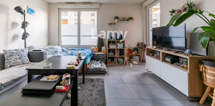 Image 2 sur 6 - Appartement  ·  Vente · Ostwald (67540) · 1 pièce · 27m²