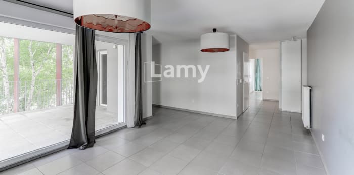 Image 2 sur 9 - Appartement  ·  Vente · Clermont Ferrand (63100) · 4 pièces · 85m²