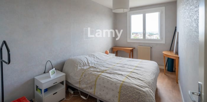 Image 9 sur 11 - Appartement  ·  Vente · Limoges (87100) · 75m²