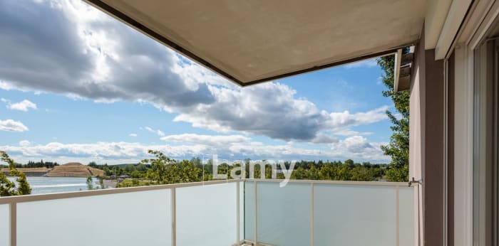 Image 1 sur 13 - Appartement  ·  Vente · Monteux (84170) · 3 pièces · 73m²