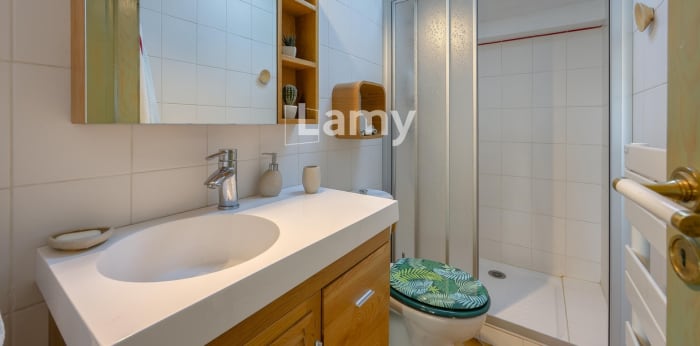 Image 12 sur 21 - Maison/villa  ·  Vente · Poisy (74330) · 9 pièces · 197m²