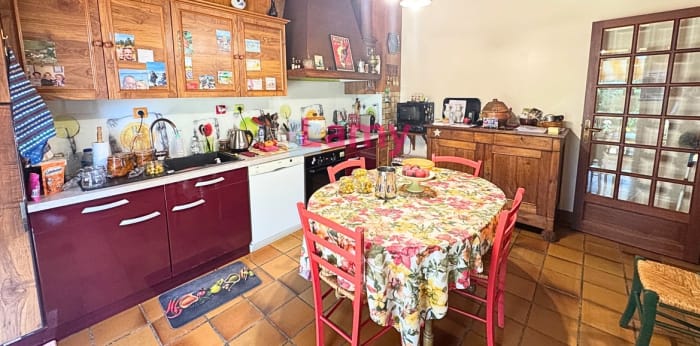 Image 6 sur 8 - Maison/villa  ·  Vente · Vicq Sur Breuilh (87260) · 7 pièces · 132m²