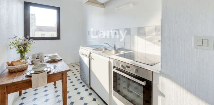 Image 7 sur 10 - Appartement  ·  Vente · Bordeaux (33000) · 2 pièces · 46m²