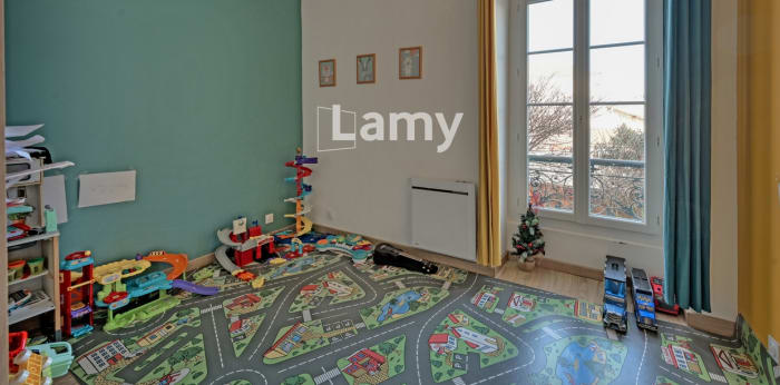 Image 5 sur 15 - Maison/villa  ·  Vente · Nimes (30000) · 185m²