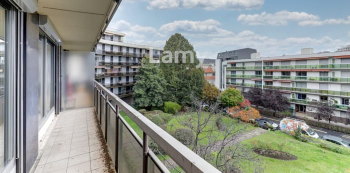 Image 1 sur 10 - Appartement  ·  Vente · Chamalieres (63400) · 5 pièces · 114m²