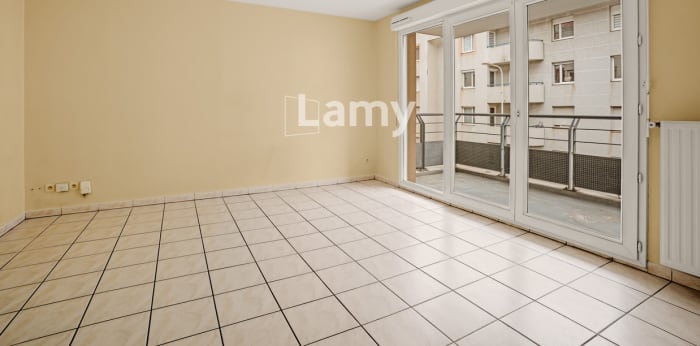 Image 3 sur 9 - Appartement  ·  Vente · Lyon (69008) · 3 pièces · 67m²
