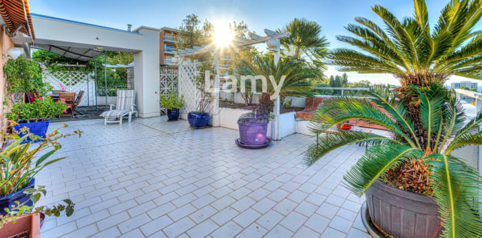 Image 9 sur 16 - Appartement  ·  Vente · Nice (06200) · 4 pièces · 114m²