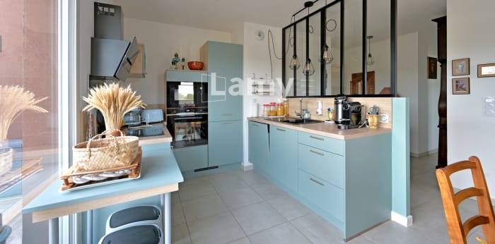 Image 4 sur 15 - Appartement  ·  Vente · Nimes (30900) · 4 pièces · 79m²