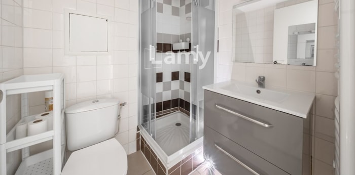 Image 4 sur 12 - Appartement  ·  Vente · Bordeaux (33800) · 1 pièce · 19m²