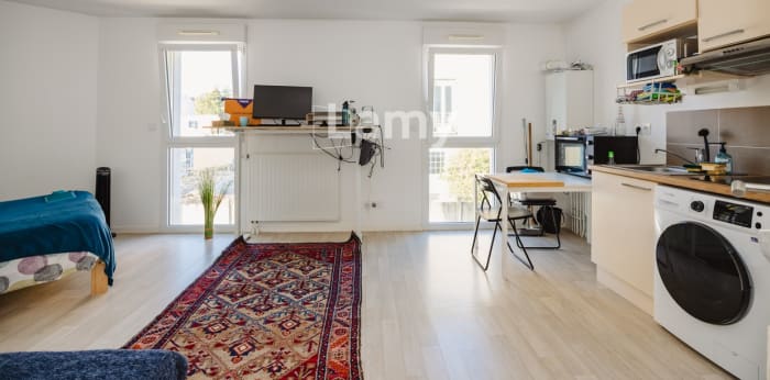 Image 2 sur 9 - Appartement  ·  Vente · Rennes (35000) · 1 pièce · 32m²