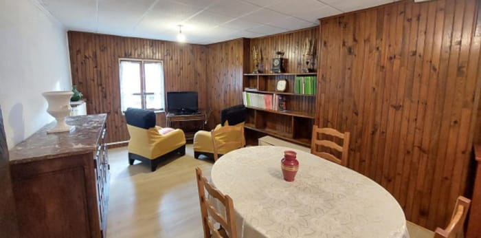 Image 4 sur 10 - Maison/villa  ·  Vente · Rencurel (38680) · 13 pièces · 282m²