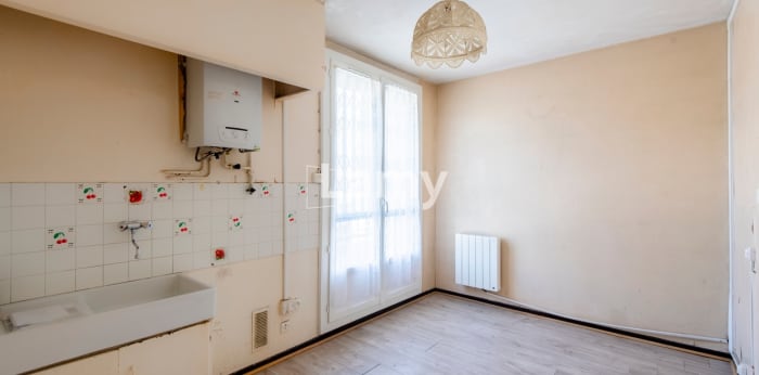 Image 11 sur 13 - Appartement  ·  Vente · Salon De Provence (13300) · 2 pièces · 50m²