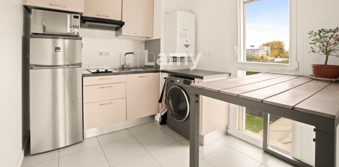 Image 5 sur 12 - Appartement  ·  Vente · St Priest (69800) · 2 pièces · 42m²