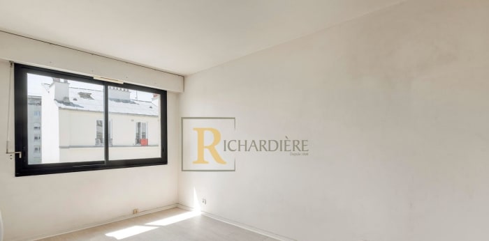 Image 6 sur 12 - Appartement  ·  Vente · Paris (75019) · 5 pièces · 111m²