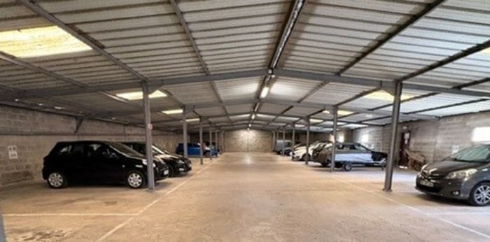 Image 2 sur 2 - Parking/box  ·  Vente · Reims (51100)