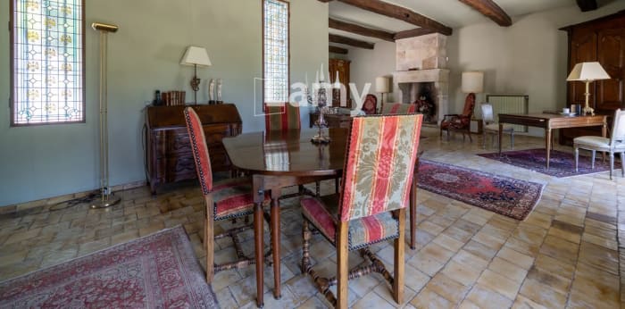 Image 13 sur 24 - Maison/villa  ·  Vente · Salon De Provence (13300) · 7 pièces · 234m²