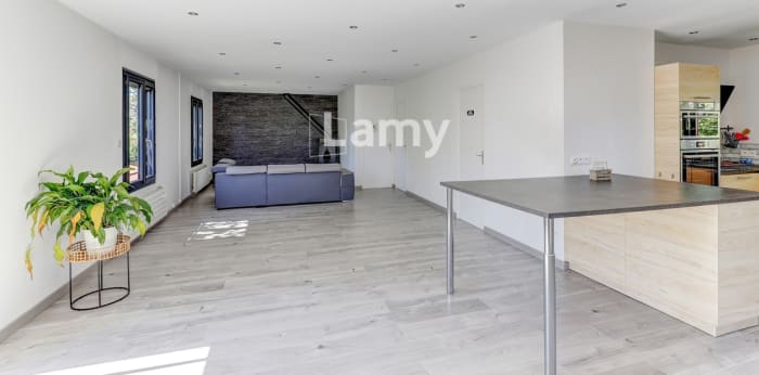 Image 11 sur 11 - Maison/villa  ·  Vente · Riom (63200) · 6 pièces · 126m²
