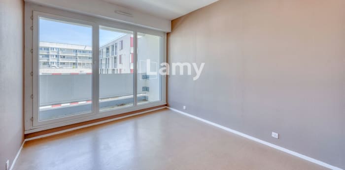 Image 12 sur 13 - Appartement  ·  Vente · Lormont (33310) · 3 pièces · 66m²