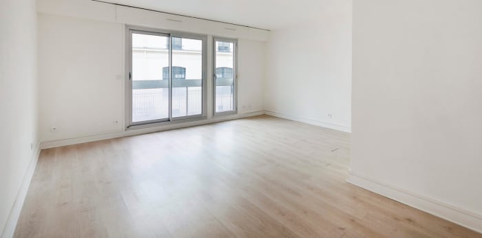 Image 2 sur 7 - Appartement  ·  Vente · Paris (75015) · 3 pièces · 66m²