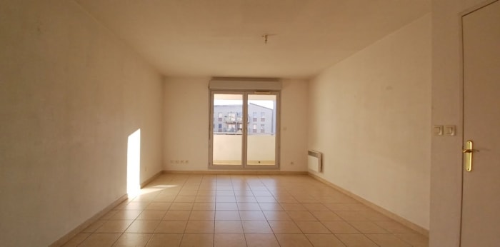 Image 1 sur 5 - Appartement  ·  Vente · Avignon (84000) · 2 pièces · 48m²