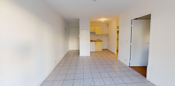 Image 2 sur 4 - Appartement  ·  Vente · Bordeaux (33300) · 2 pièces · 32m²