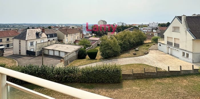 Image 5 sur 8 - Appartement  ·  Vente · Limoges (87100) · 2 pièces · 53m²