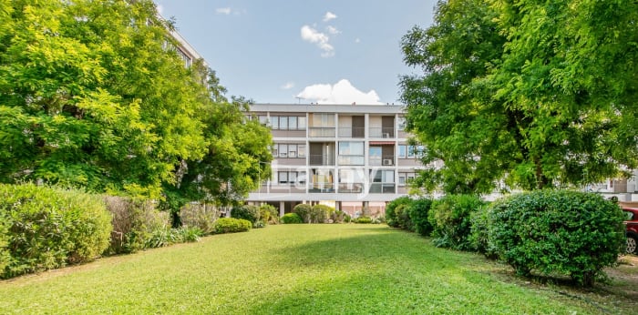 Image 1 sur 10 - Appartement  ·  Vente · Salon De Provence (13300) · 3 pièces · 57m²