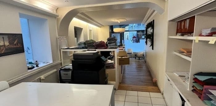 Image 6 sur 14 - Local  ·  Vente · Grenoble (38000) · 5 pièces · 106m²