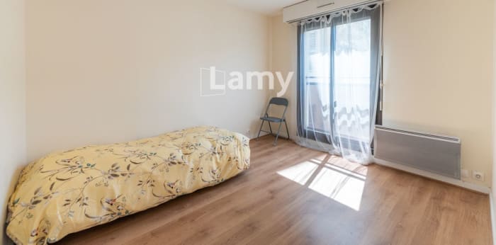 Image 5 sur 8 - Appartement  ·  Vente · Chaville (92370) · 2 pièces · 45m²