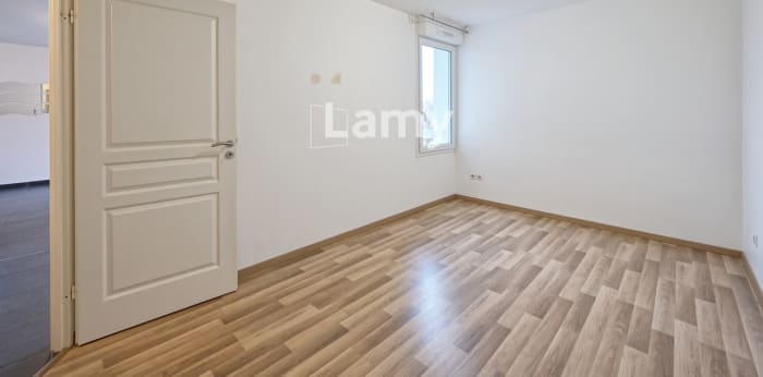 Image 8 sur 13 - Appartement  ·  Vente · Poisat (38320) · 2 pièces · 47m²