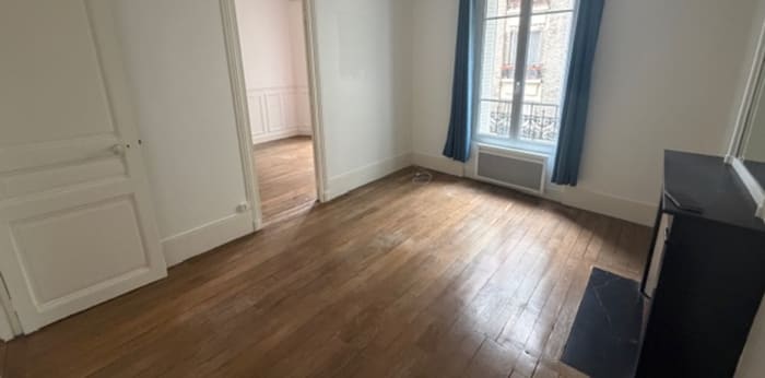 Image 5 sur 11 - Appartement  ·  Vente · Paris (75018) · 2 pièces · 38m²