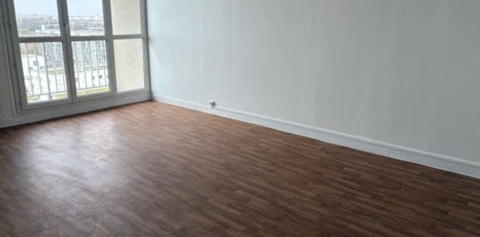 Image 1 sur 8 - Appartement  ·  Vente · La Courneuve (93120) · 3 pièces · 64m²