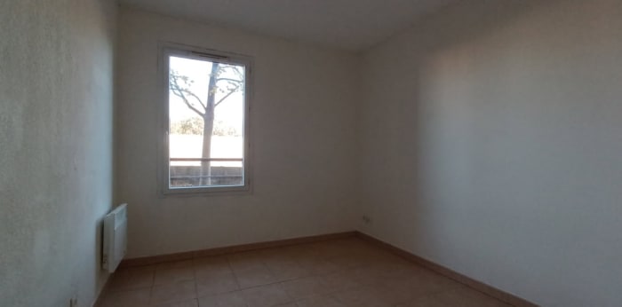 Image 6 sur 9 - Appartement  ·  Vente · Le Pontet (84130) · 3 pièces · 67m²