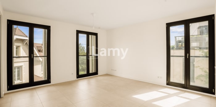 Image 1 sur 10 - Appartement  ·  Vente · Lyon (69005) · 2 pièces · 53m²